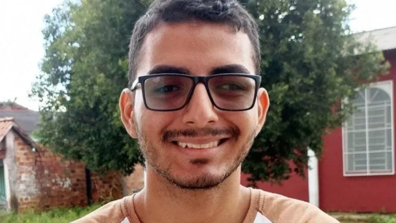 Autista é aprovado em 1º lugar para Medicina na federal de Goiás