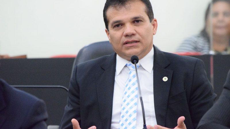 Ricardo Nezinho é eleito 2º secretário da ALE em substituição a Paulo Dantas