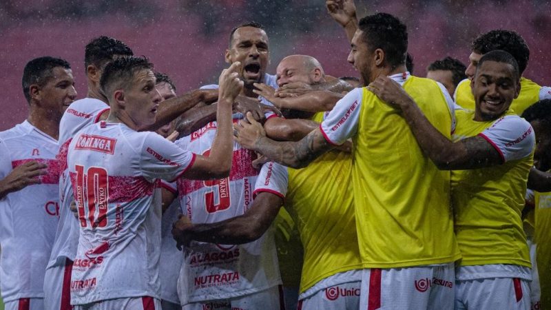 CRB vence o Sport na Arena Pernambuco: 1 a 0