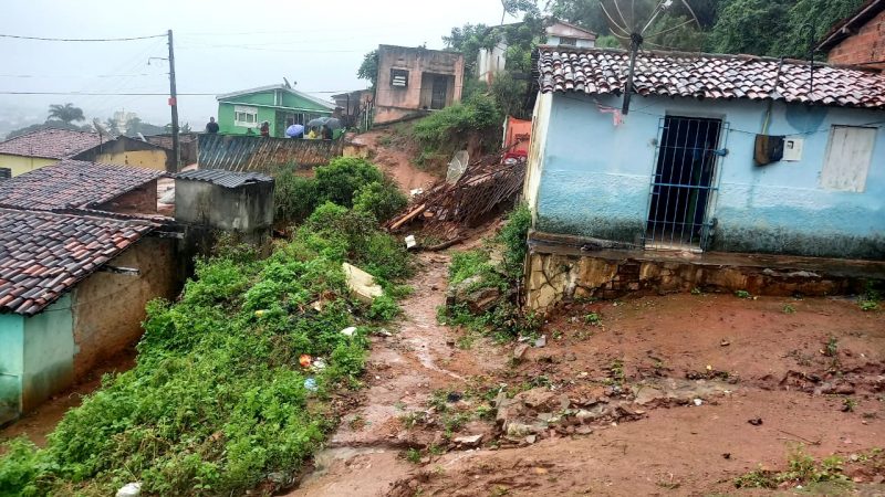 Secretaria de Saúde divulga estado de saúde de família soterrada em Palmeira