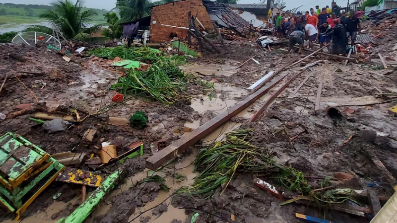Defesa Civil emite alerta de risco ‘muito alto’ de transbordamento de rios em Alagoas