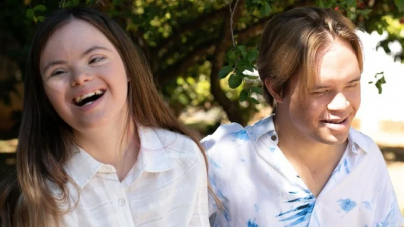 Casal com Down comemora 3º Dia dos Namorados juntos: “Companheiros”