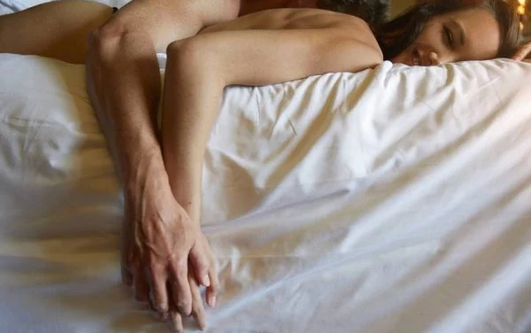 Pesquisa revela 3 técnicas para mulheres gozarem no sexo anal