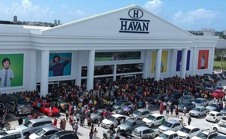 Maceioenses lotam unidade da Havan inaugurada neste sábado