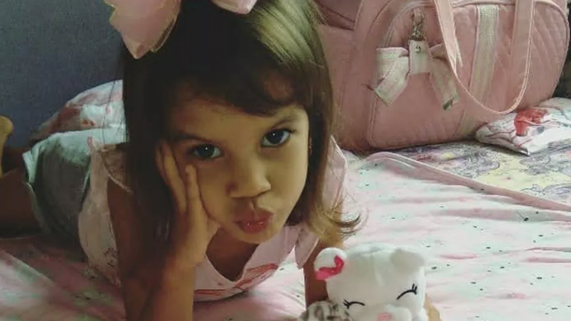 Menina de 5 anos espancada em São Miguel dos Campos morre no HGE, em Maceió