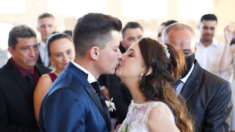 Há 45 anos, brasileiras podem optar por manter nome de solteira