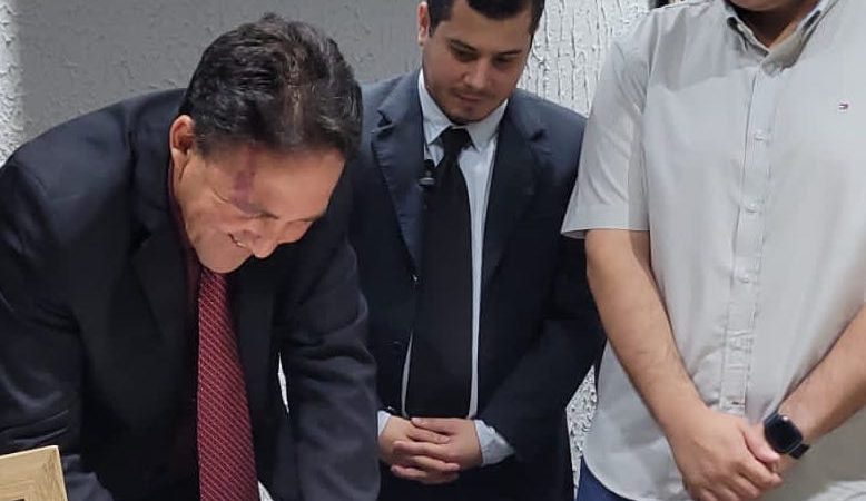 Toma posse Daciel Amorim suplente de Toninho Garrote, em Palmeira dos Índios