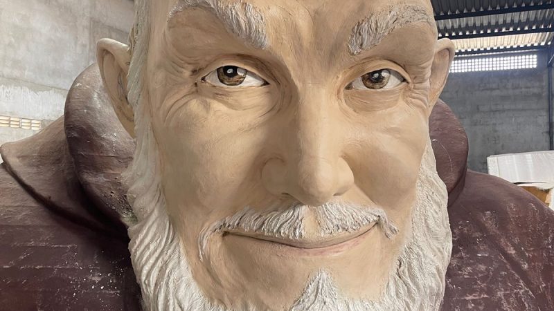 Devotos de Frei Damião farão romaria de Petrolina (PE) a Palmeira dos Índios (AL) com imagem gigante do frei