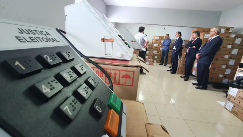 Contagem de votos historicamente termina primeiro no Sul e Sudeste