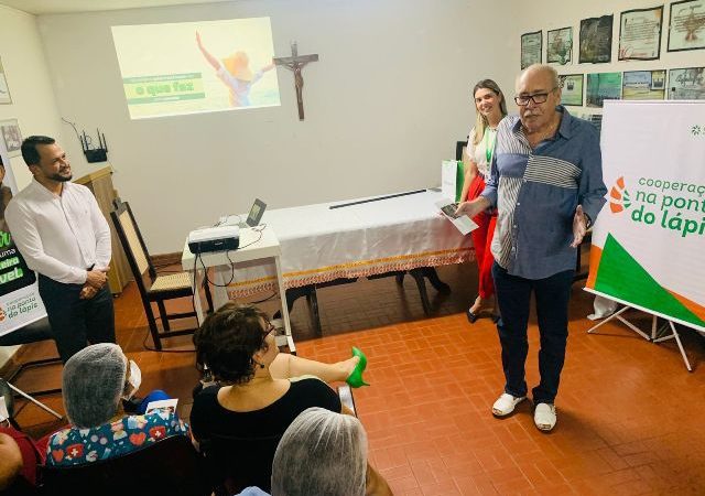 Hospital Santa Rita em parceria com a SICREDI realizam palestra sobre educação financeira