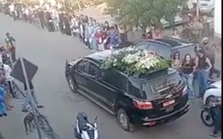 [Vídeo] Despedida de técnica de enfermagem morta em acidente na AL-115 gera comoção