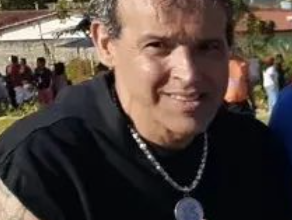 Ex-jogador Marcos Adriano sofre acidente doméstico e está internado na UE em Arapiraca