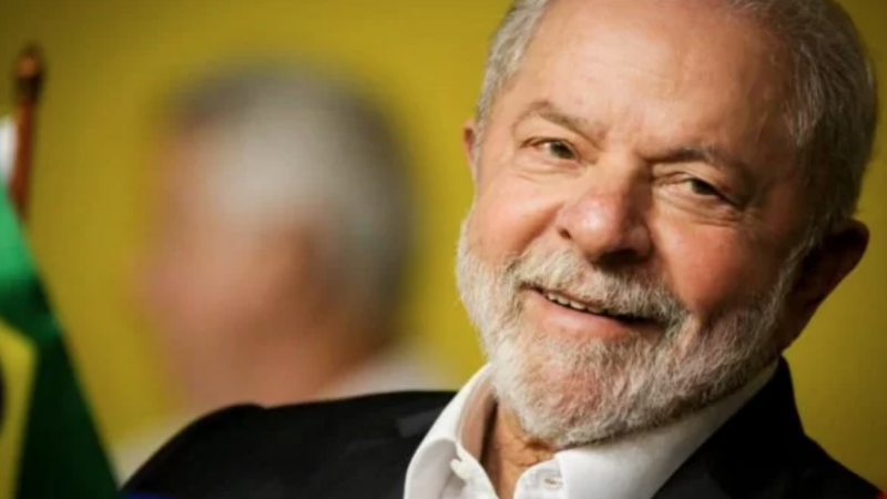 Lula vence Bolsonaro e voltará à Presidência da República após 13 anos