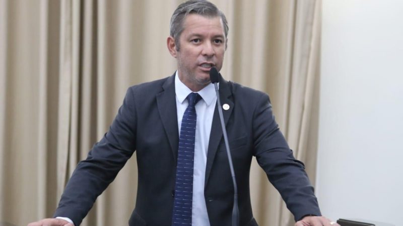 Bebeto reage a ataque de Paulão contra bolsonaristas: ‘taturana’