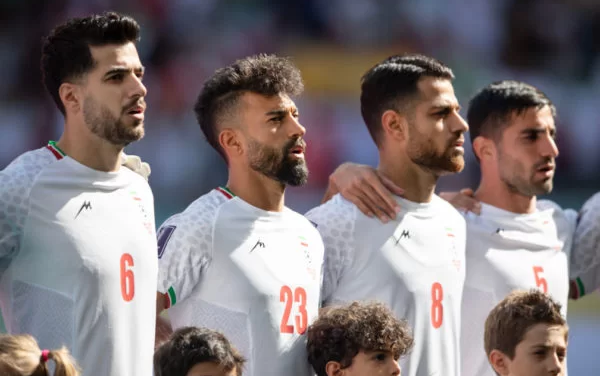 Famílias de jogadores do Irã estão sendo ameaçadas de prisão e tortura