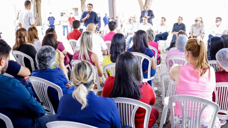 Júlio Cezar e Max Beltrão entregam sistema de tratamento de efluentes em Palmeira