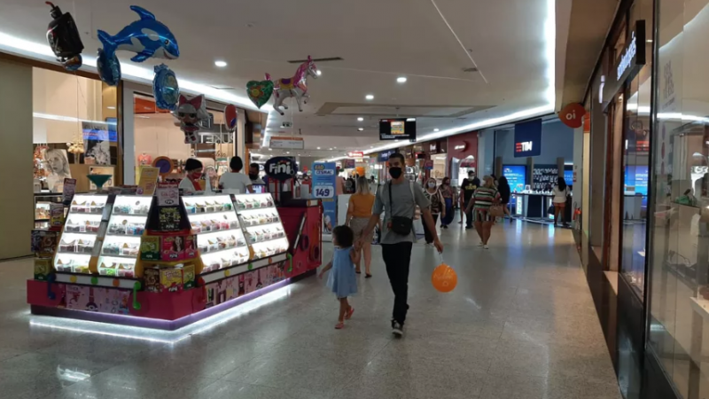 Dia de Finados: saiba o que abre e o que fecha no feriado em Maceió