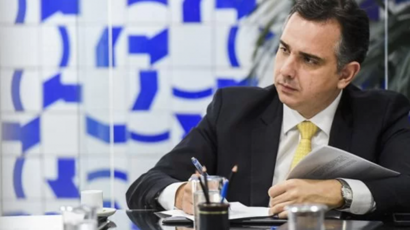 MDB negocia apoio a Pacheco em troca de eleger Renan Filho em 2025