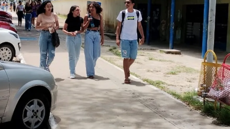 Enem 2022: mais de 46 mil candidatos voltam aos locais de provas em AL para o segundo dia do exame