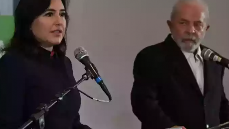 Equipe de Lula avalia bolsa universal no ensino médio e se inspira em modelo de Alagoas