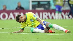 Neymar se manifesta após vitória na Copa e lesão: “Tudo vai ficar bem”