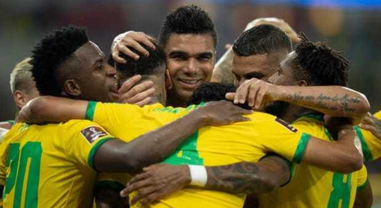 Com segredo revelado, Tite antecipa a escalação dos reservas contra o fraco Camarões. Empate garante o primeiro lugar do grupo