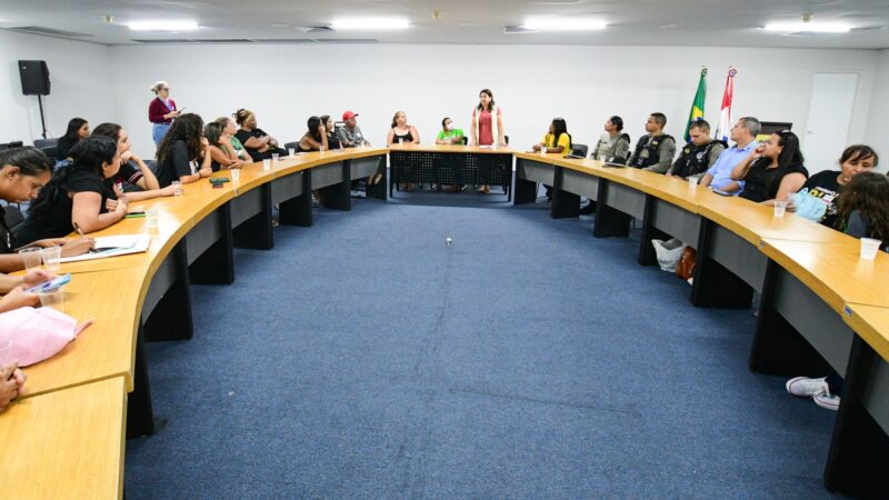 Governo de Alagoas recebe familiares de pacientes de home care e assegura manutenção do serviço