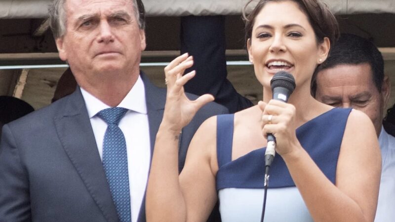 Michelle Bolsonaro lidera em pesquisa de intenção de voto para Senado
