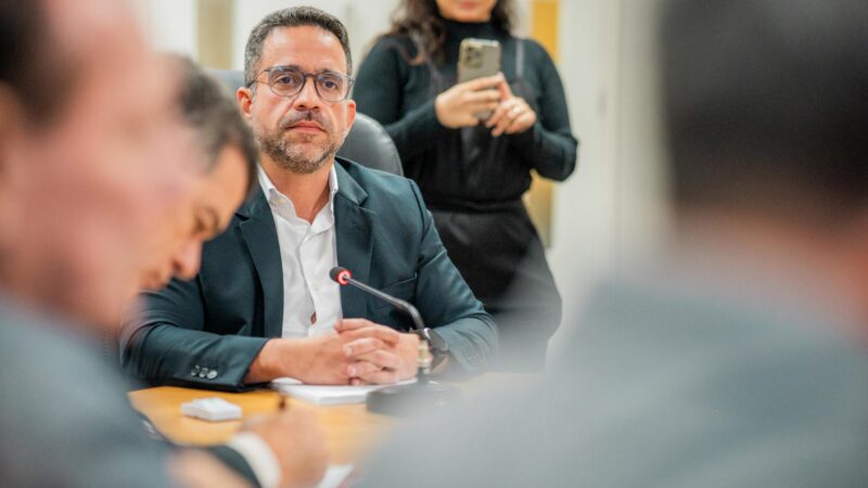 Iniciativas do governo de AL destacam papel do funcionalismo