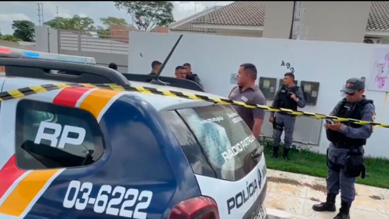 Suspeito de chacina abusou de mãe e filhas agonizando e guardou calcinha