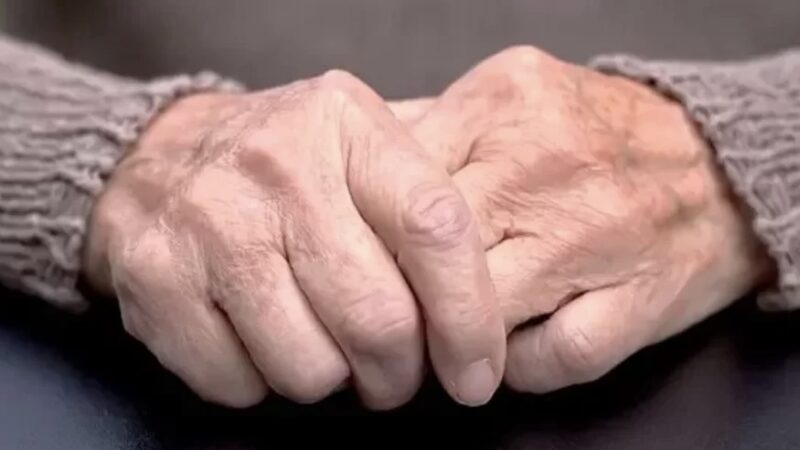 Mulher surda era estuprada pelo filho e mantida em condições desumanas