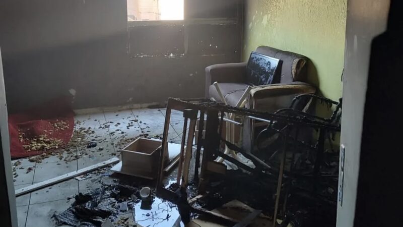 Mulher pula de 1º andar de prédio após marido atear fogo em apartamento em Maceió