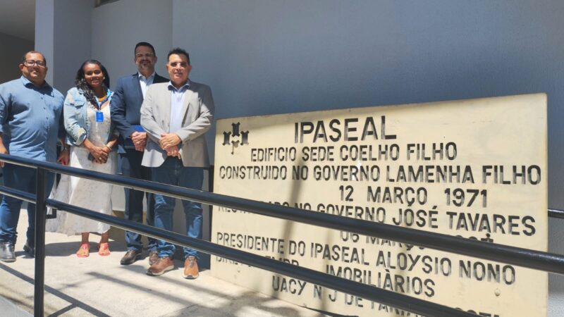 Secretário do Planejamento participa de reunião e visita instalações do Ipaseal Saúde