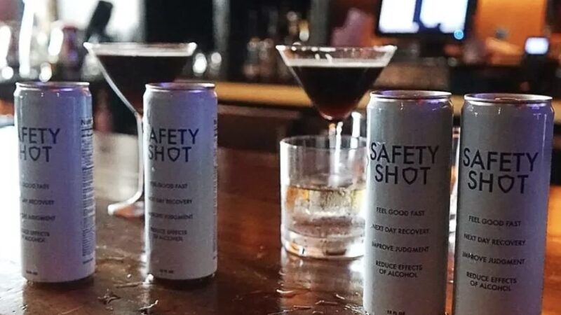 Ressaca: empresa cria bebida milagrosa que corta o álcool em meia hora
