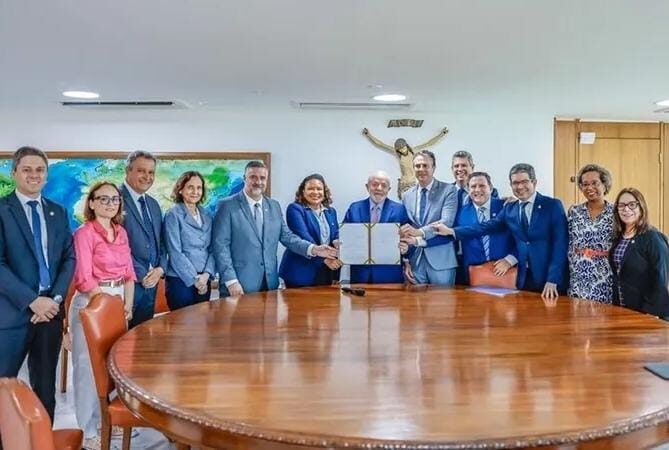 Lula sanciona lei que prevê renegociação de dívidas do Fies