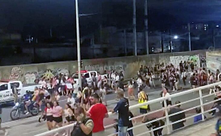Fãs do RBD enfrentam arrastões e assaltos na saída do 1º show no Rio de Janeiro