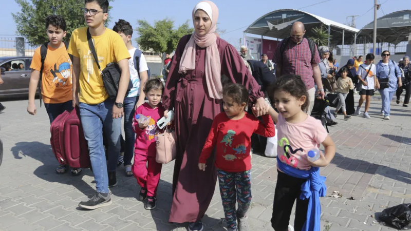 Brasileiros são autorizados a deixar Faixa de Gaza