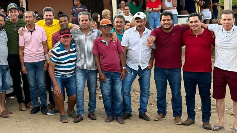 Emílio Barros e Careca dão início à pré-campanha em Minador do Negrão com apoio expressivo