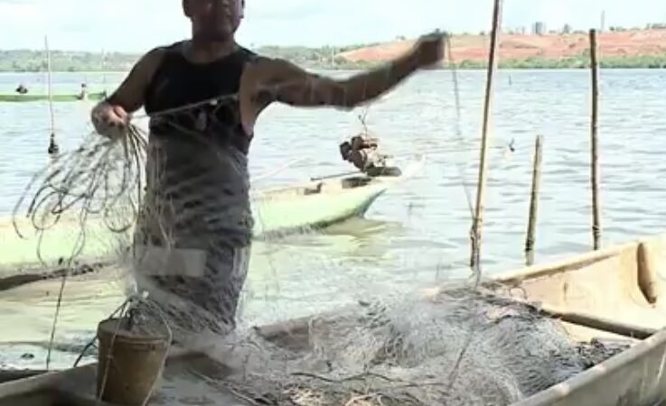 Governo federal pagará auxílio de R$ 2.640 a pescadores afetados pela mineração em Maceió