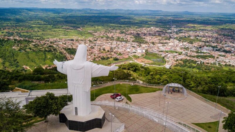 Funcionária pública recebe depósito de R$120 mil por engano e devolve à prefeitura de Palmeira