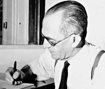 Herdeiros de Graciliano Ramos acatam lei e obras do alagoano entram em domínio público