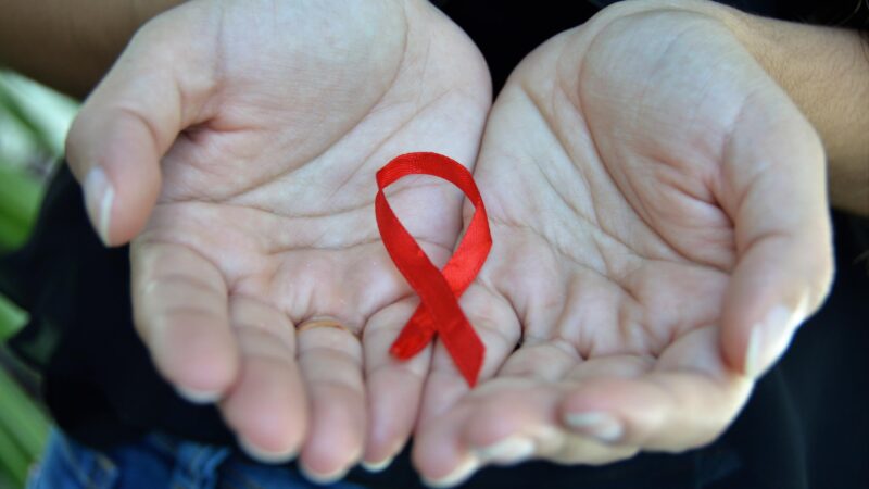 Dezembro Vermelho: Sesau alerta para aumento de casos de Aids em Alagoas