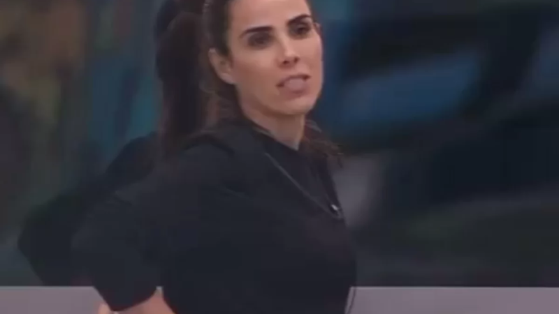 Conheça Sociedade do Espetáculo, livro citado por Wanessa Camargo