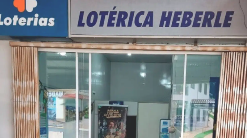 Milionário da Mega da Virada afirma que vai morar na mesma casa no interior de Santa Catarina