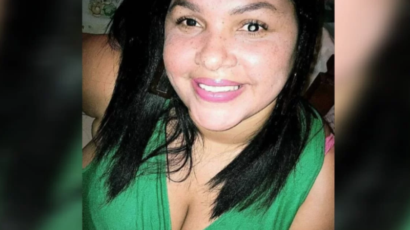 Mulher fica cega após ter apendicite e infecção generalizada. Entenda