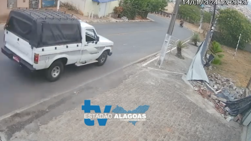 VÍDEO: Câmeras de segurança flagram momento do acidente que deixou dois mortos em Palmeira dos Índios