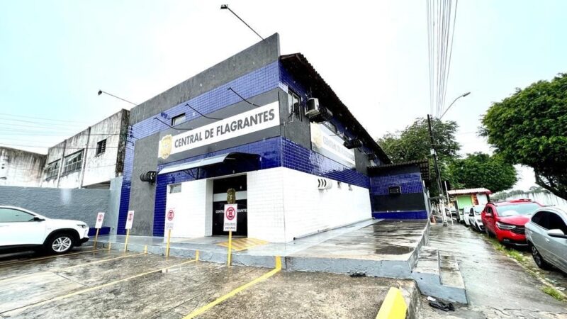 Homem invade escola para furtar materiais, corta fios e alarme dispara