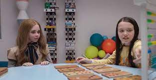 Violet McGraw confirma retorno em M3GAN 2.0, a sequência do hit de terror de 2023