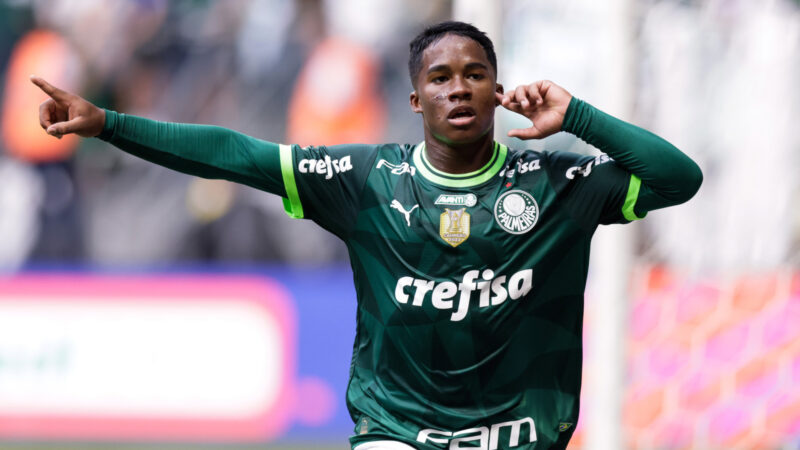 Palmeirense Endrick é único jogador que não atua na Europa em seleção sub-20 da IFFHS