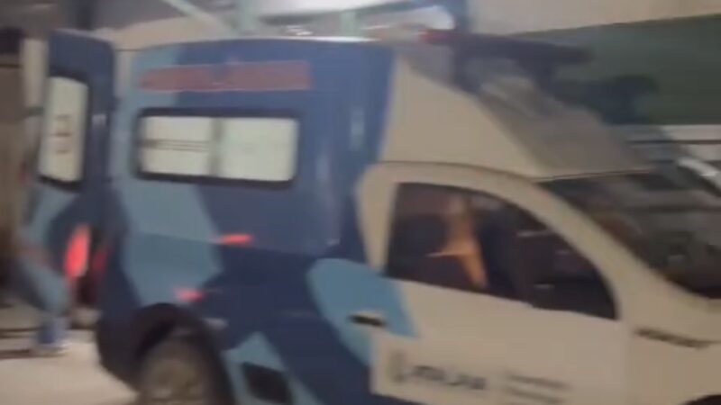 Briga em bloco de carnaval deixa três seguranças feridos em Atalaia